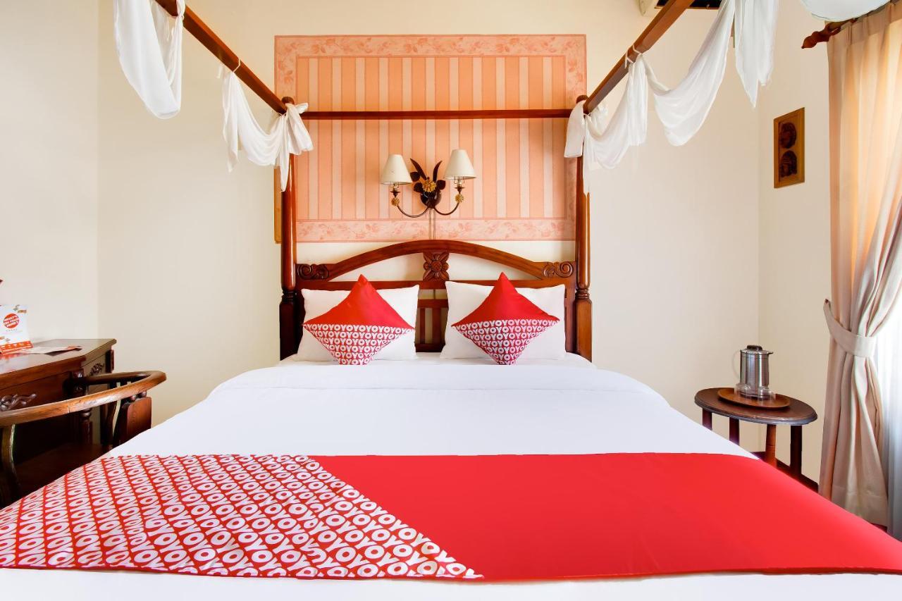Oyo 3217 The Ts Homestay Malang Eksteriør bilde